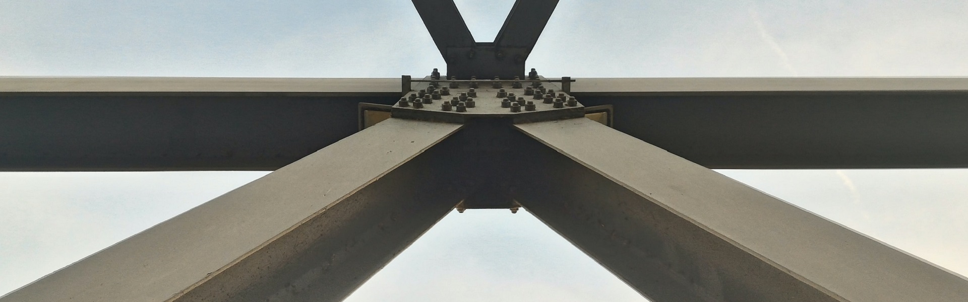 Рент а кар Скопје | Steel constructions